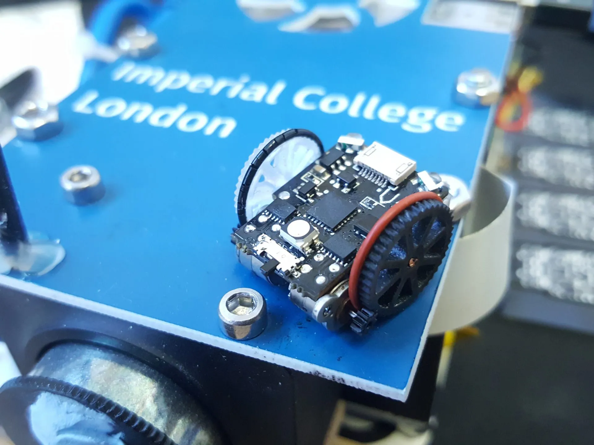 uRobot micro robot